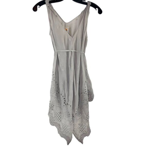 Johnny Was Oversized Eyelet Blouse in Grey with Tie at Waist Handkerchief Hem - Picture 2 of 8